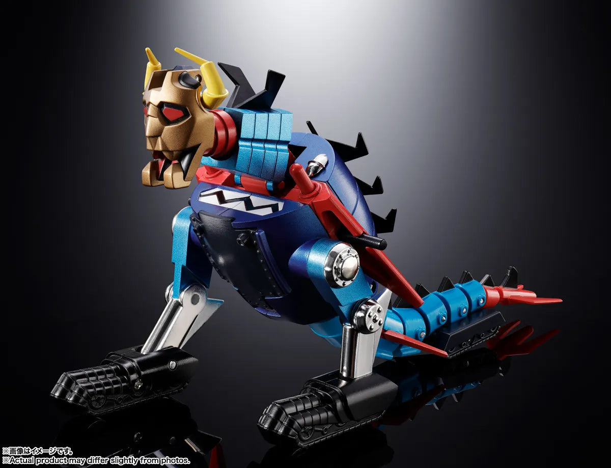 BANDAI GAIKING DAIKUMARYU & GAIKING CHOGOKIN ACTION FIGURE DAIKUMARYU: 20cm. GAIKING: 7cm