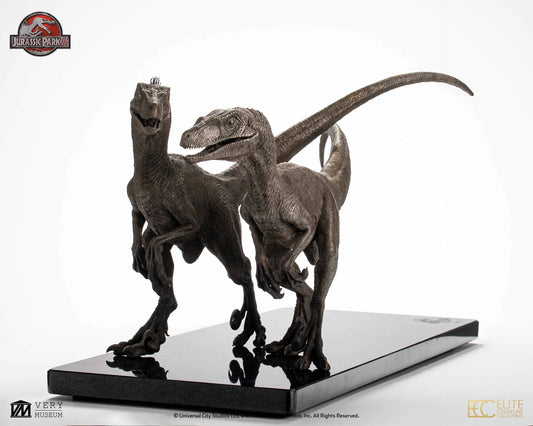 JURASSIC PARK 3 PAIR OF VELOCIRAPTORS 1/8 SCALE BRONZE