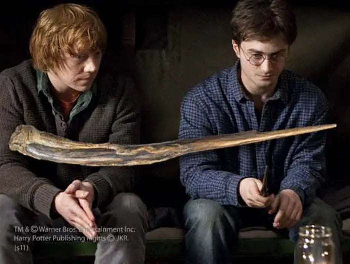 NOBLE COLLECTIONS - HARRY POTTER HP WAND - DH SNATCHER- 8200 REPLICA