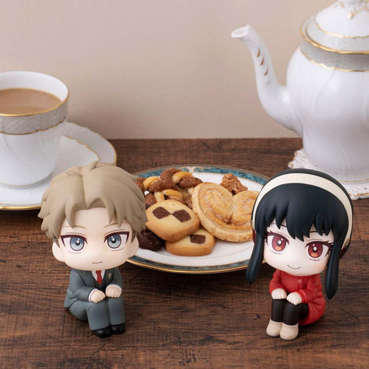 SPY X FAMILY LOOK UP PVC STATUAS LOID FORGER & YOR FORGER SET 11 CM MEGAHOUSE