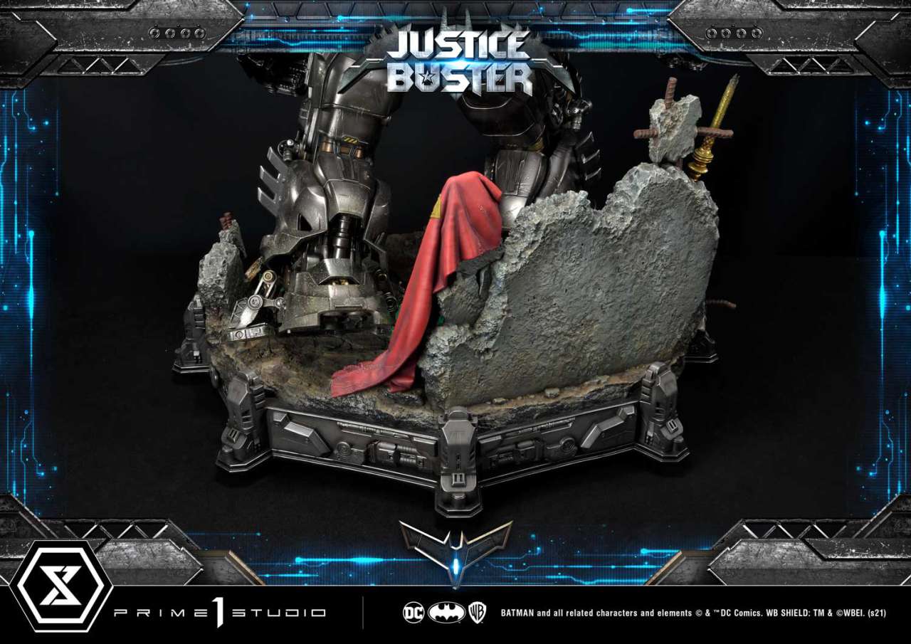 BATMAN JUSTICE BUSTER BY NIZZI STATUE