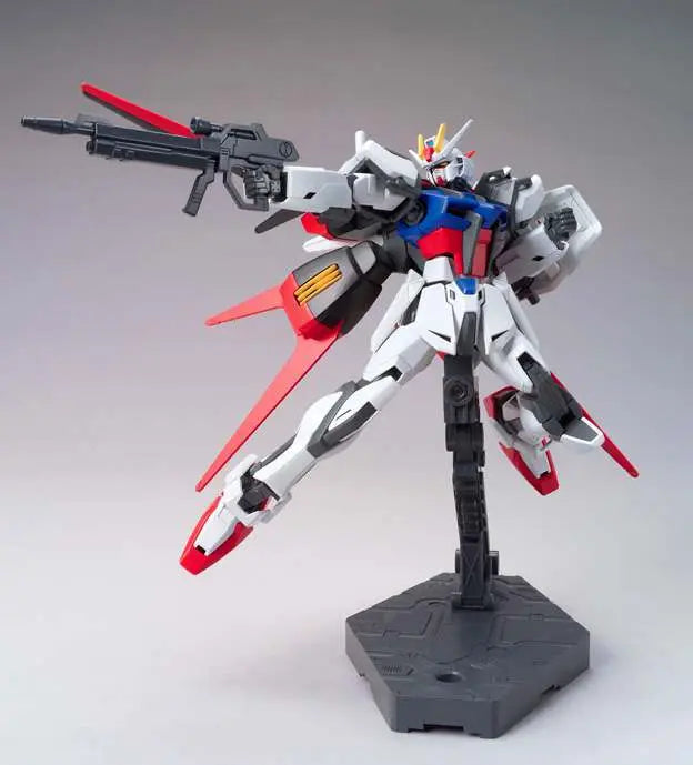 BANDAI - GUNDAM HG CE AILE STRIKE 1/144 MODEL KIT 12 cm