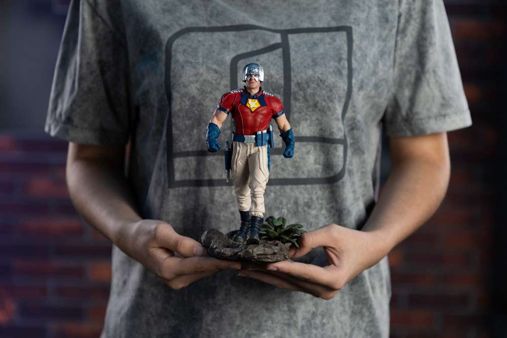 SUICIDE SQUAD PEACEMAKER 1/10 STATUE