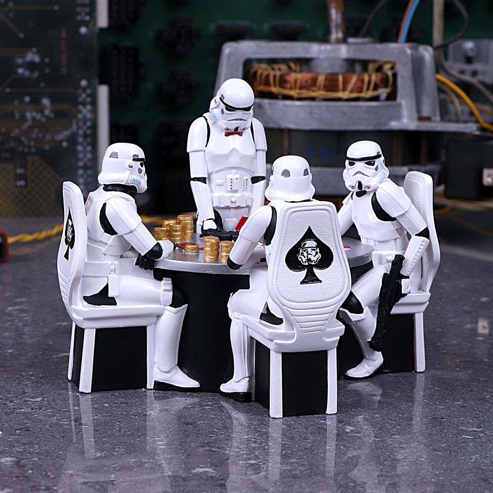 STORMTROOPER POKER FACE GAMBLING FIG