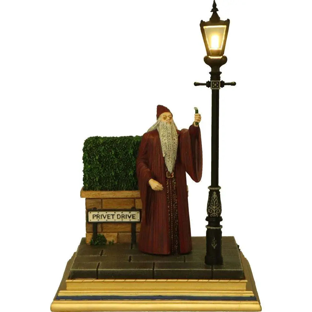 NEMESIS NOW - HARRY POTTER PRIVET DRIVE LIGHT UP FIGURINE FIGURA 15 cm