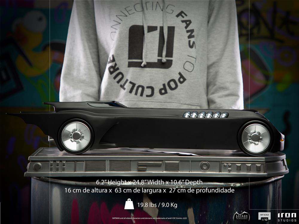 BATMAN TAS BATMOBILE 1/10 STATUE