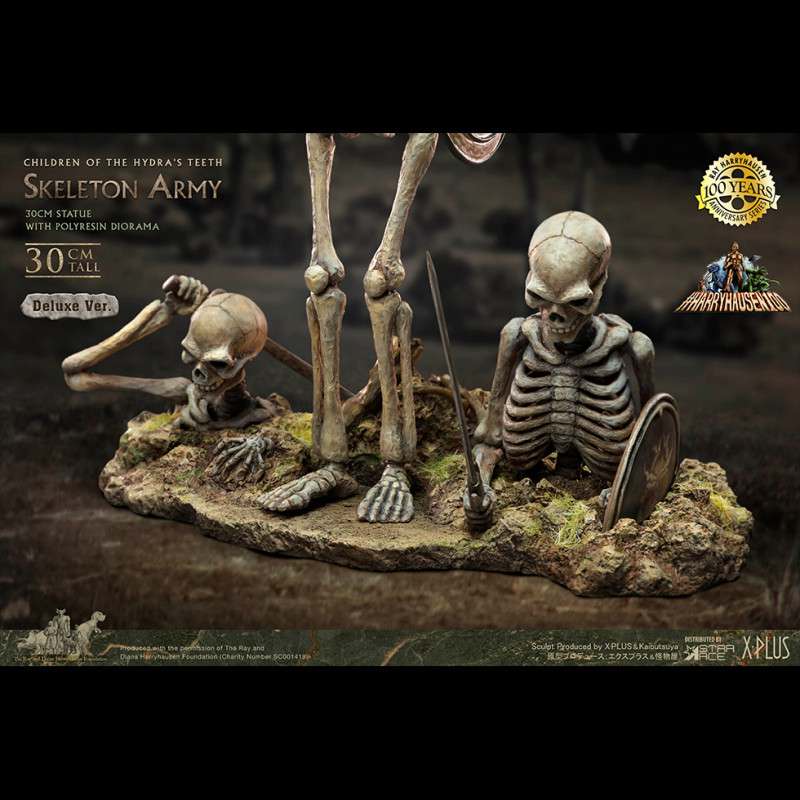 RAY HARRYHAUSEN SKELETON ARMY DLX STATUE