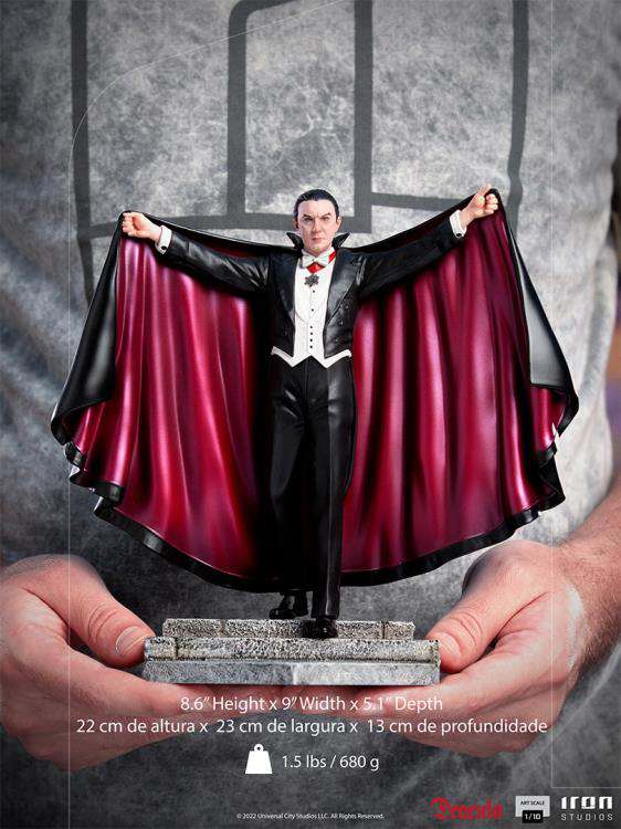 UNIVERSAL MONSTERS DRACULA 1/10 STATUE