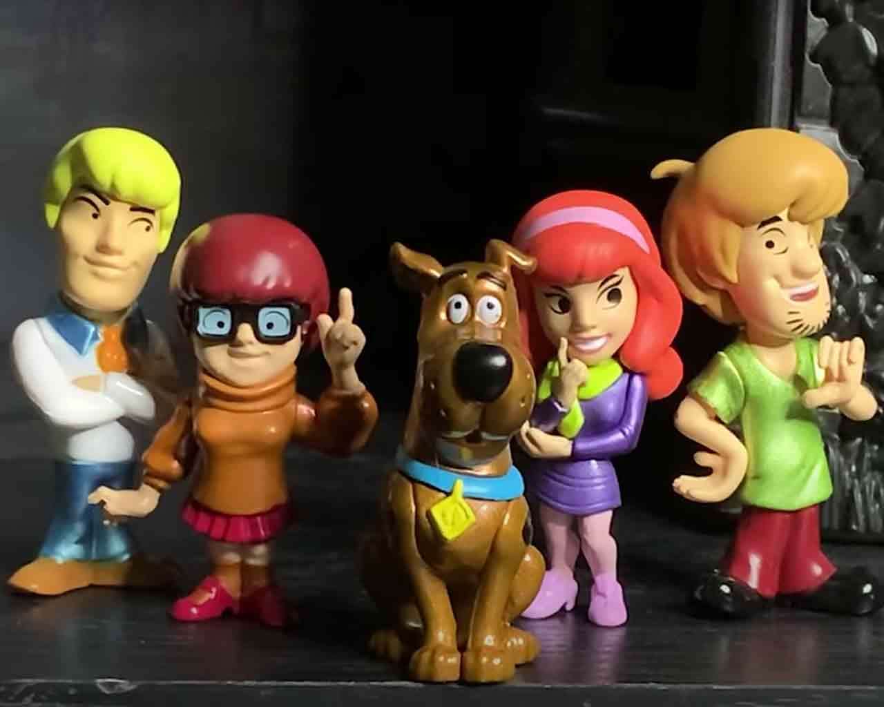 JADA TOYS SCOOBY DOO METAL BOX DISPLAY (12) MINI FIGURA 6.5 cm