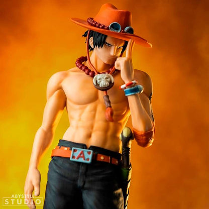 ONE PIECE - COLLEZIONE SUPER FIGURA PORTGAS D. ACE 18CM ABYSTYLE