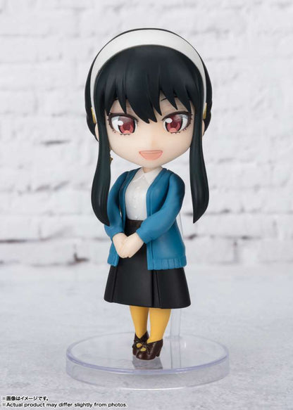 BANDAI RG SPY×FAMILY YOR FOER -ODEKEKE OUTFIT FIGUARTS MINI MINI FIGURA 10 cm