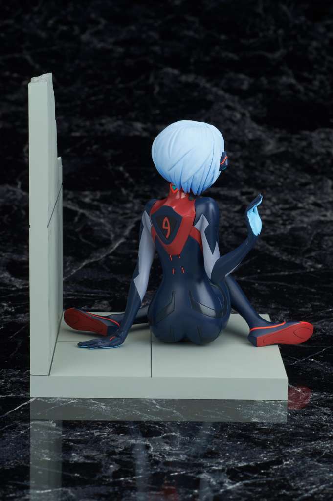 RE EVA REI AYANAMI PLUG NEW MOVIE 1/7 FI