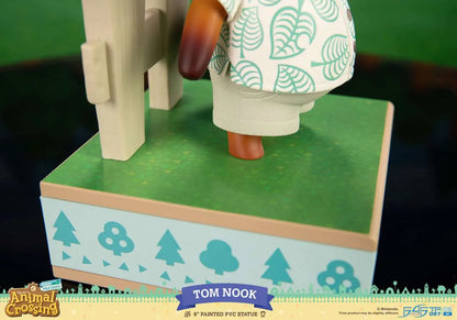 ANIMAL CROSSING NEW HORIZONS TOM NOOK PVC STATUE