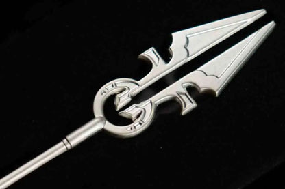 MAGIC THE GATHERING - AVACYN'S MOONSILVER SPEAR -.999 SILVER PLATED REPLICA