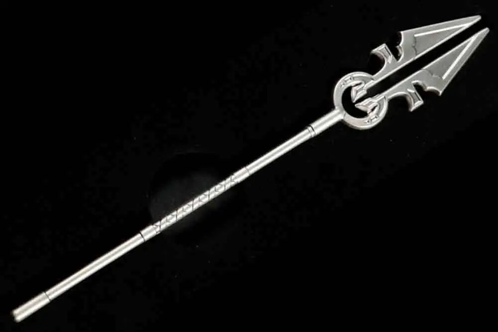 MAGIC THE GATHERING - AVACYN'S MOONSILVER SPEAR -.999 SILVER PLATED REPLICA