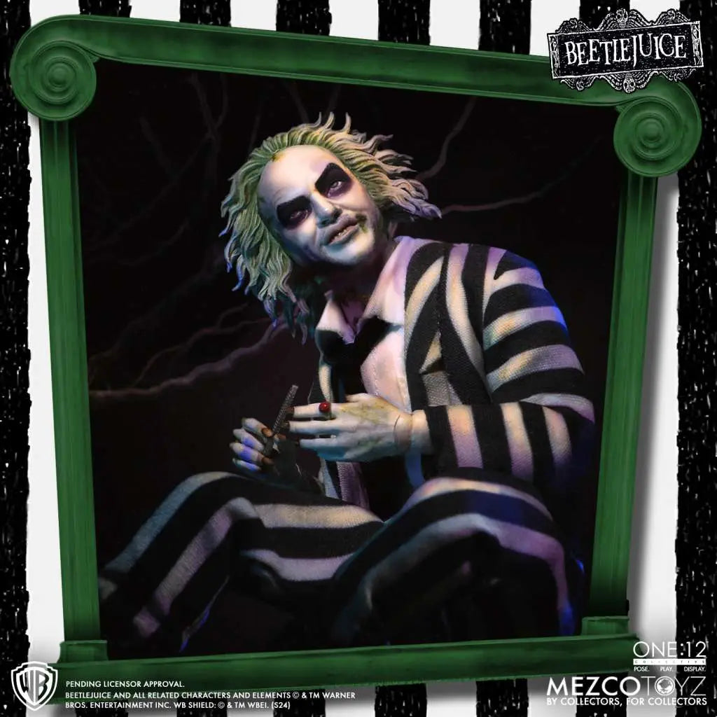 MEZCO TOYS - BEETLEJUICE ONE 12 COLLECTIVE BEETLEJUICE DELUXE AF ACTION FIGURE 18 cm