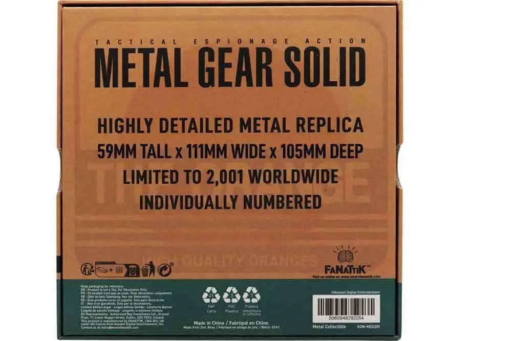 FANATTIK MG METAL GEAR SOLID - S 2 - CARDBOARD BOX - METAL REPLICA