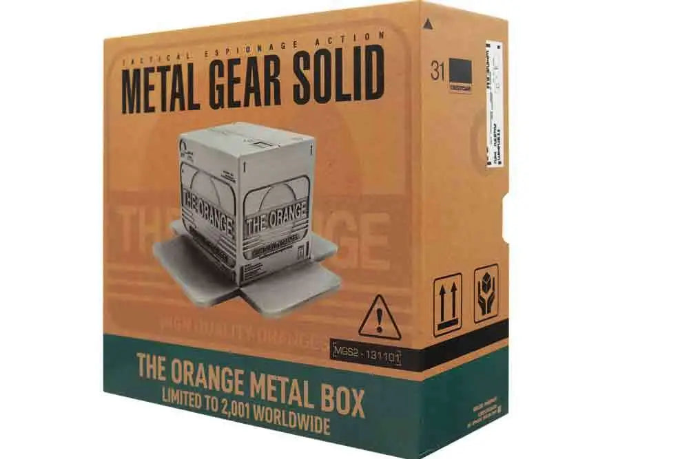 FANATTIK MG METAL GEAR SOLID - S 2 - CARDBOARD BOX - METAL REPLICA