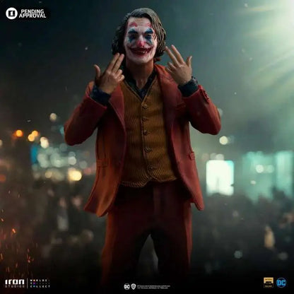IRON STUDIOS JOKER ARTHUR FLECK 1/10 STATUA 18 cm