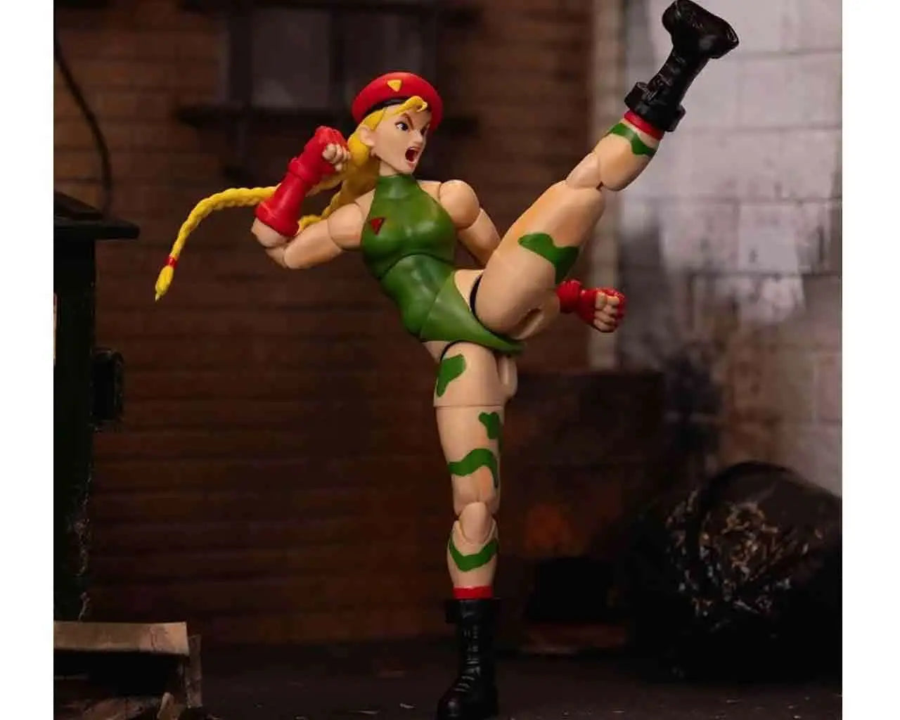 JADA TOYS CAMMY STREET FIGHTER 2 DE LUXE ACTION FIGURE 1:12 15 CM