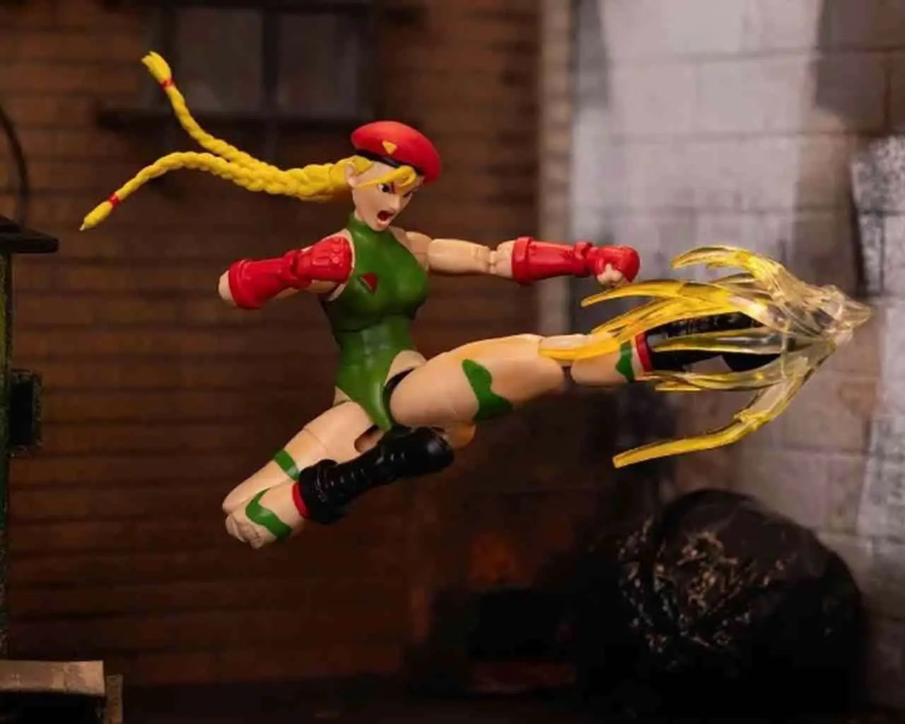 JADA TOYS CAMMY STREET FIGHTER 2 DE LUXE ACTION FIGURE 1:12 15 CM