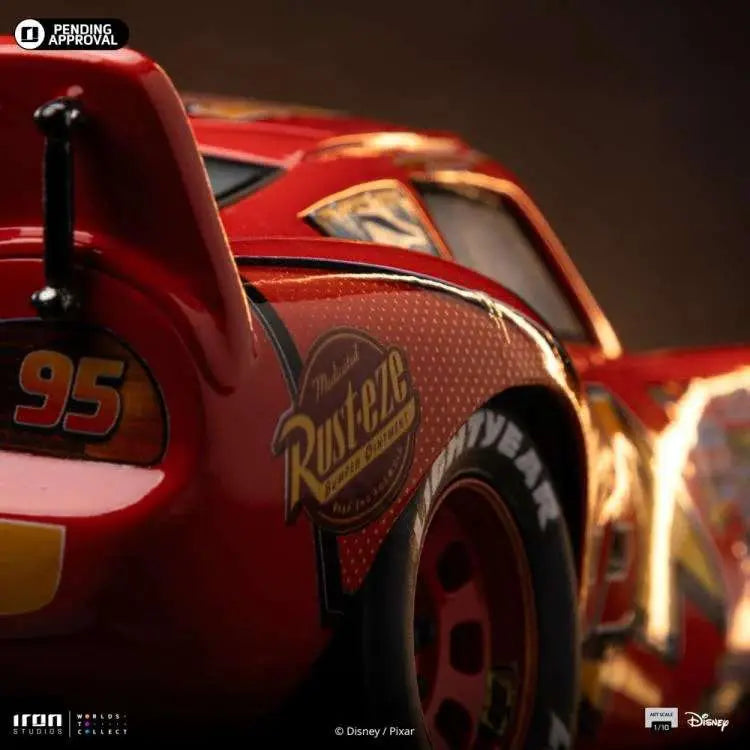 IRON STUDIOS CARS LIGHTNING MCQUEEN 1/10 STATUA 25 cm