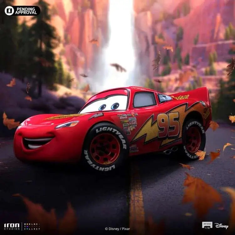 IRON STUDIOS CARS LIGHTNING MCQUEEN 1/10 STATUA 25 cm