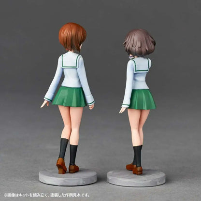 KAIYODO GIRLS UND PANZER LAST CHAPT GARAGE SET ( ) ARTPLA MODEL KIT 19.5 cm