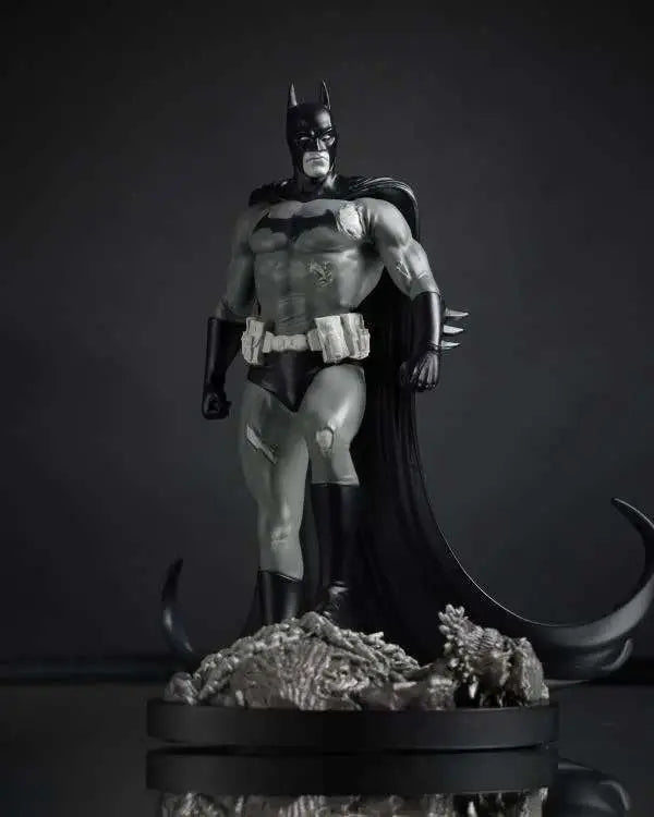 DC DIRECT BATMAN BLACK & WHITE BY BJORN BARENDS STATUE