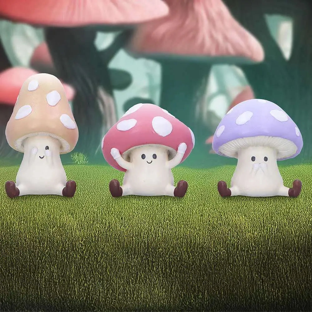 NEMESIS NOW THREE WISE TOADSTOOLS MINI FIGURA 8.5 cm