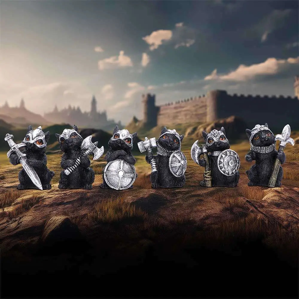 NEMESIS NOW CAT CRUSADERS (SET 6) MINI FIGURA 5.5 cm