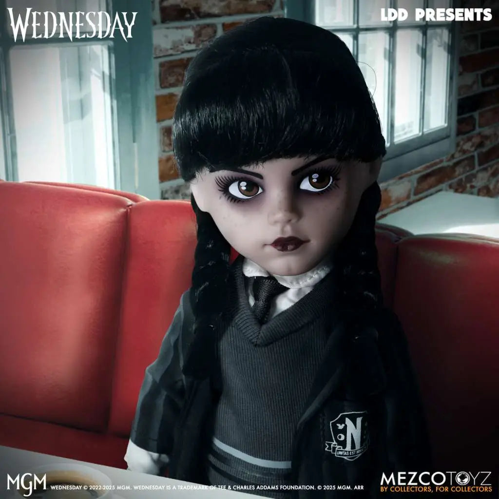 MEZCO TOYS LDD PRESENTS WEDNESDAY NEVERMORE ACADEMY UNIFORM AF ACTION FIGURE 25 cm
