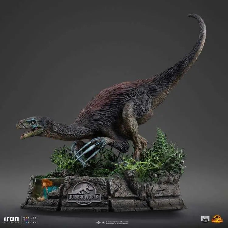 IRON STUDIOS JURASSIC WORLD THERIZINOSAURUS DEMI 1/20 STATUA 29 cm