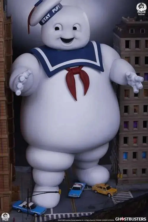 PCS GHOSTBUSTERS STAY PUFT MARSHMALLOW MAN DIORAMA DLX EDITION STATUA 73.66cm x 68.58cm x 45.72cm