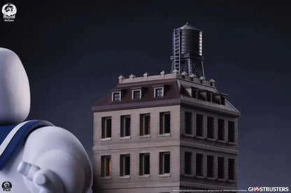 PCS GHOSTBUSTERS STAY PUFT MARSHMALLOW MAN DIORAMA DLX EDITION STATUA 73.66cm x 68.58cm x 45.72cm