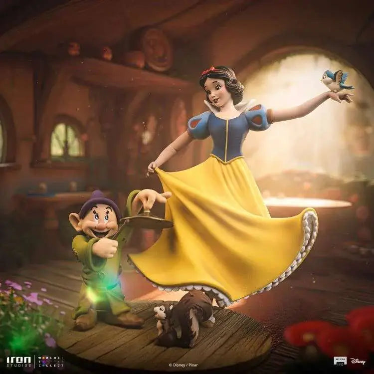 IRON STUDIOS DISNEY CLASSIC SNOW WHITE ANDTHE SEVEN DWARVES 1/10 STATUA 21.5 cm