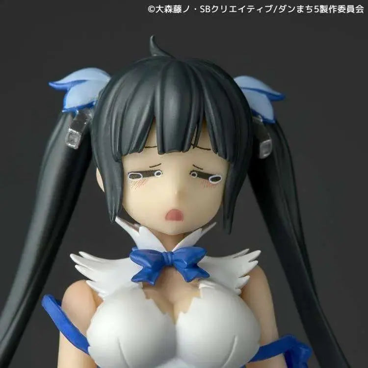 KAIYODO REVOLTECH DANMACHI (IS IT WRONG TRY PICK UP GIRLS DUNGEON?) HESTIA ACTION FIGURE 13 cm