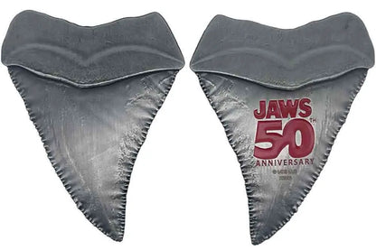 FANATTIK JAWS 50TH ANNIVERSARY SHARK TOOTH MEDALLION REPLICA 9x7 cm
