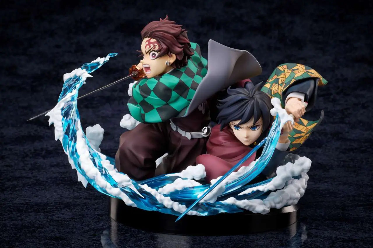 ANIPLEX TANJIRO - DEMON SLAYER & GYUU FIGURA 13 cm