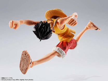 BANDAI LUFFY - ONE PIECE SHF MONKEY D. MARINEFORD ACTION FIGURE 14.5 cm