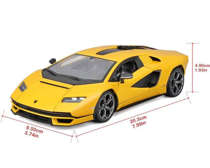 BBURAGO RG LAMBOHINI COUNTACH - 1:24 MODEL KIT