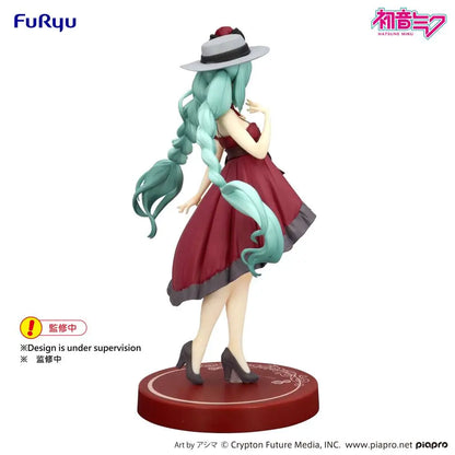 FURYU HATSUNE MIKU OUTING DRESS RED COLOR TRIO-TRY-IT FIGURA 19 cm