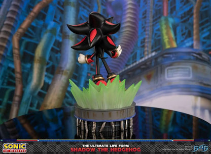 SONIC THE HEDGEHOG ULTIMATE LIFE FORM SHADOW THE HEDGEHOG RESIN STATUE