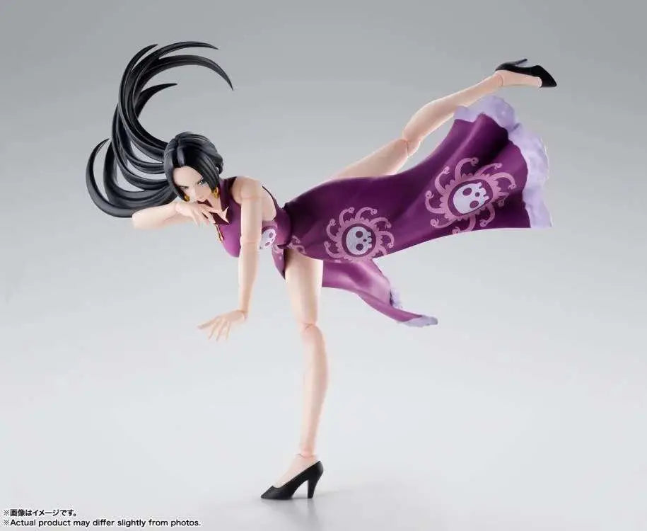 BANDAI BOA HANCOCK - ONE PIECE S.H.FIGUARTS MARINEFORD ACTION FIGURE 16 cm