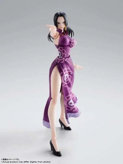 BANDAI BOA HANCOCK - ONE PIECE S.H.FIGUARTS MARINEFORD ACTION FIGURE 16 cm