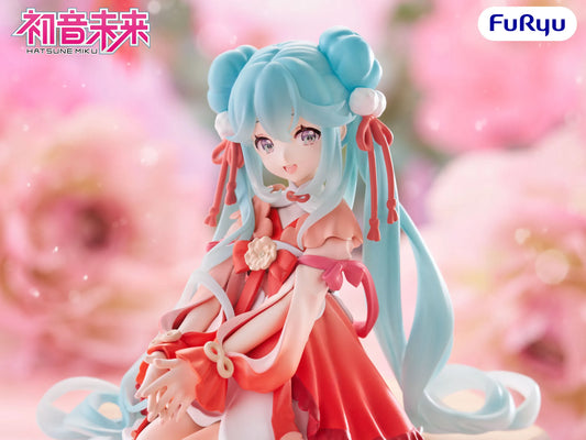 FURYU HATSUNE MIKU 2026 CHINESE NEW YEAR NOODLE STOPPER FIGURA 14 cm