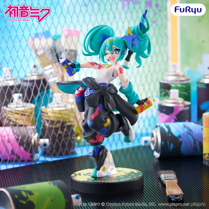 FURYU HATSUNE MIKU PAINT GIRL ANOTHER COLOR MUCHUTE FIGURA 23 cm