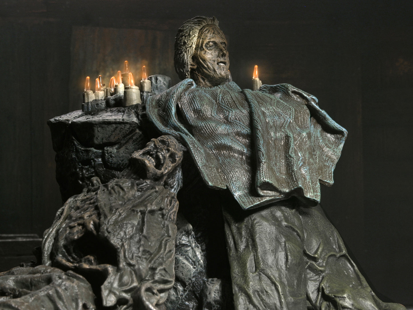 NECA FRIDAY 13TH GAME PAMELA SHRINE DIORAMA