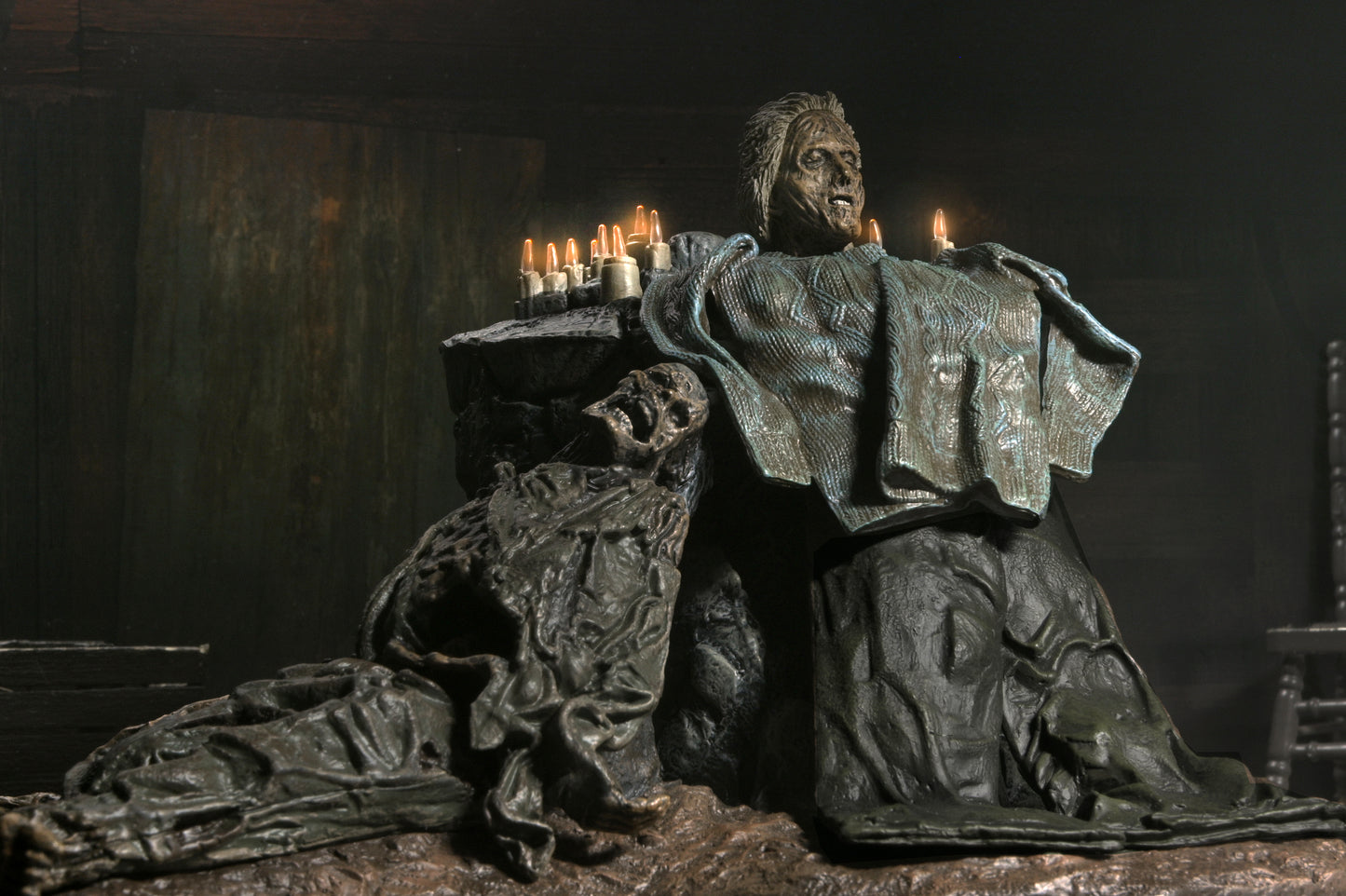 NECA FRIDAY 13TH GAME PAMELA SHRINE DIORAMA