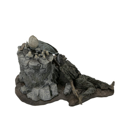NECA FRIDAY 13TH GAME PAMELA SHRINE DIORAMA